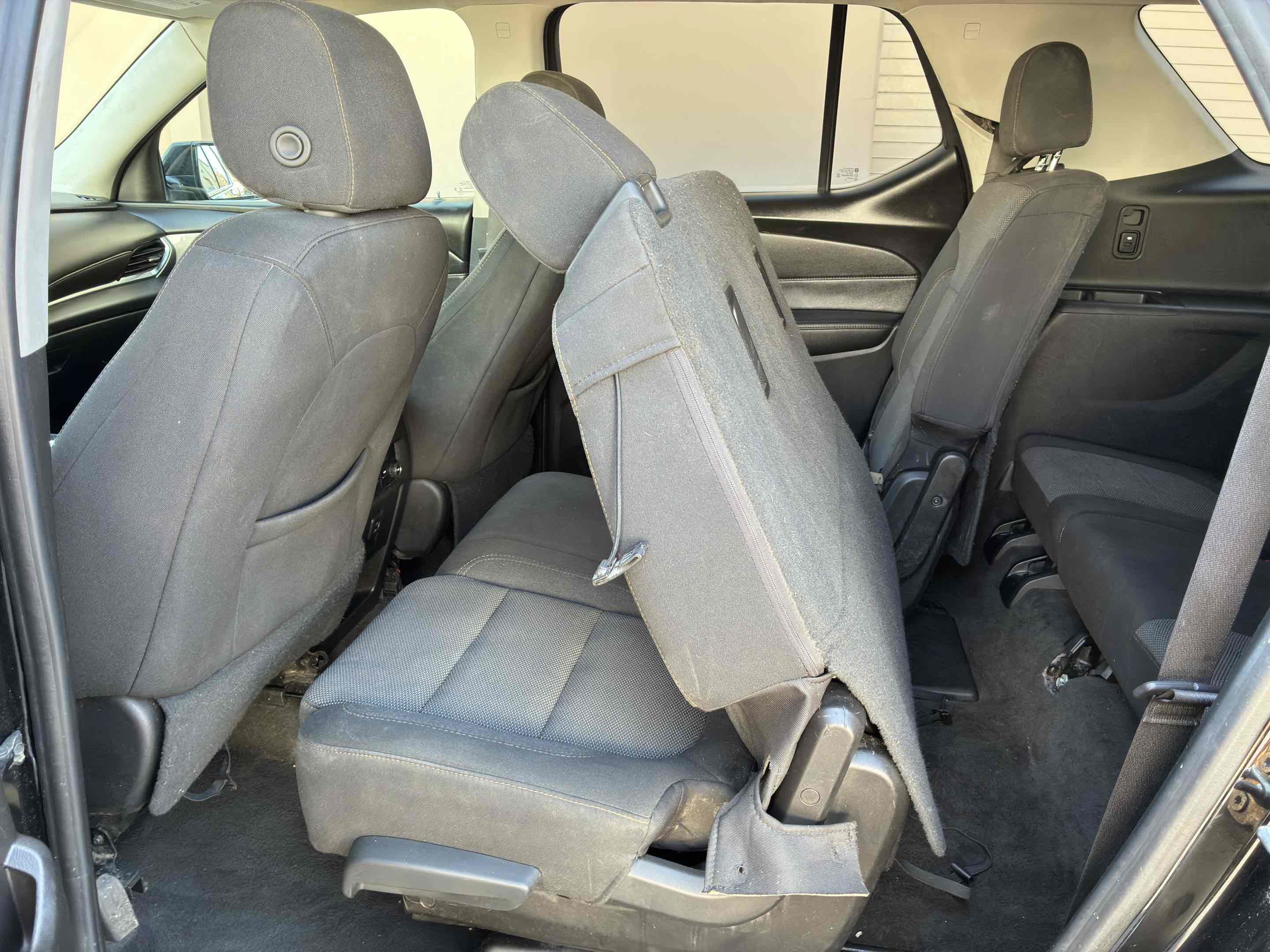Used 2020 Chevrolet Traverse LT FWD image 49