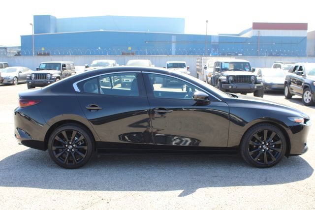 Used 2024 MAZDA MAZDA3 s FWD image 3
