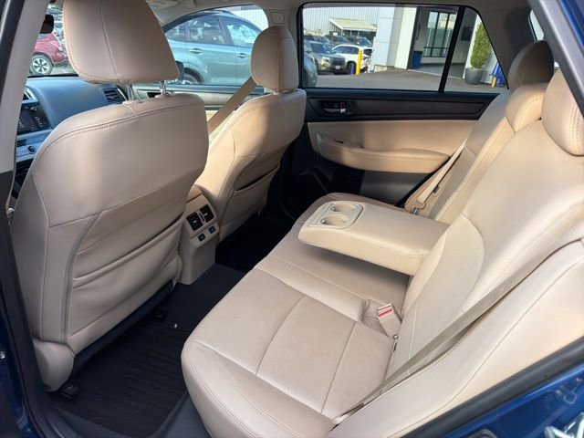 Used 2017 Subaru Outback 2.5i Limited AWD/4WD image 5