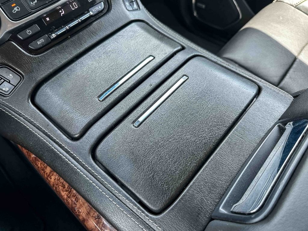 Used 2019 Chevrolet Tahoe Premier AWD/4WD image 39