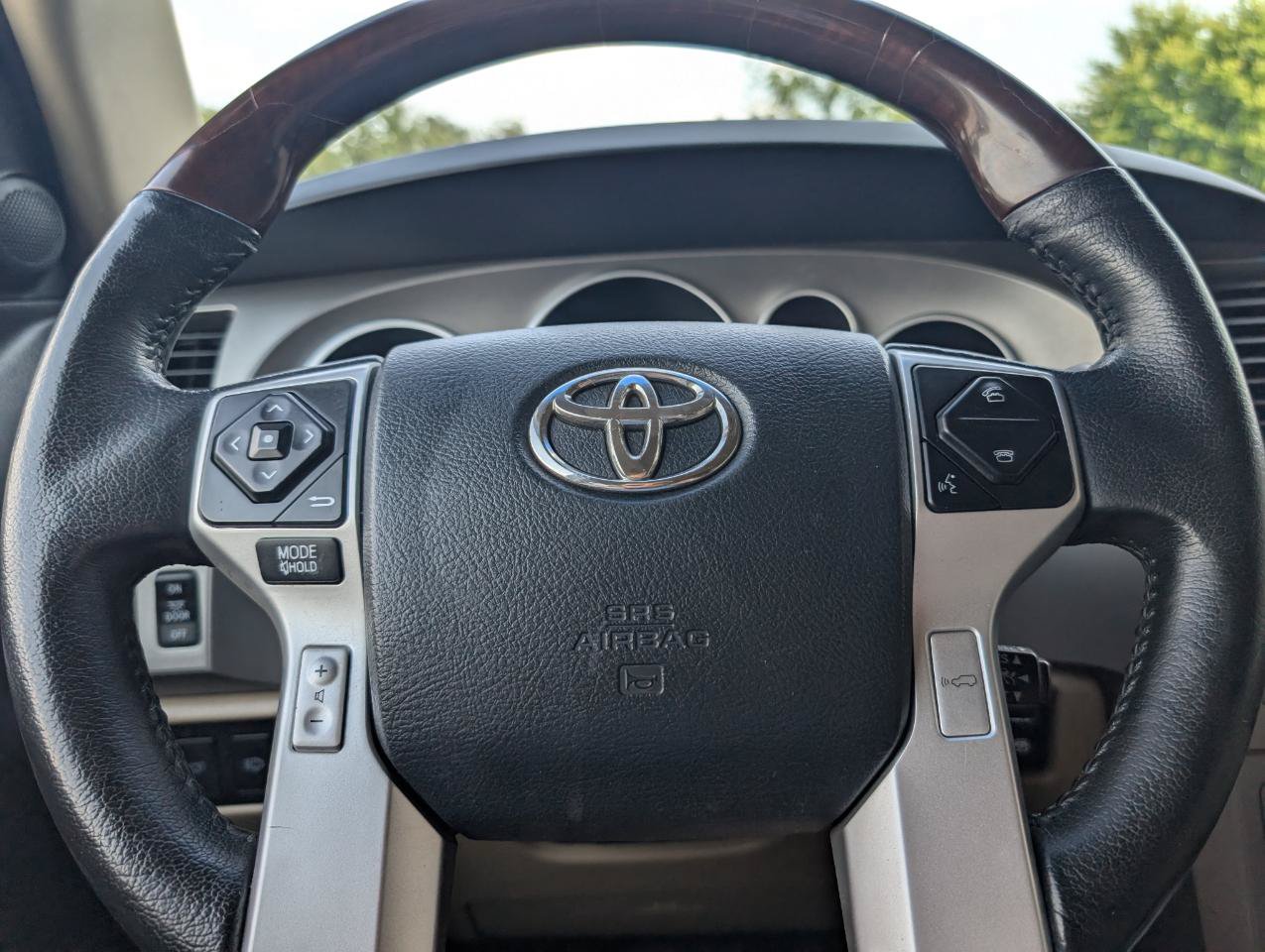 Used 2014 Toyota Sequoia Platinum AWD/4WD image 14