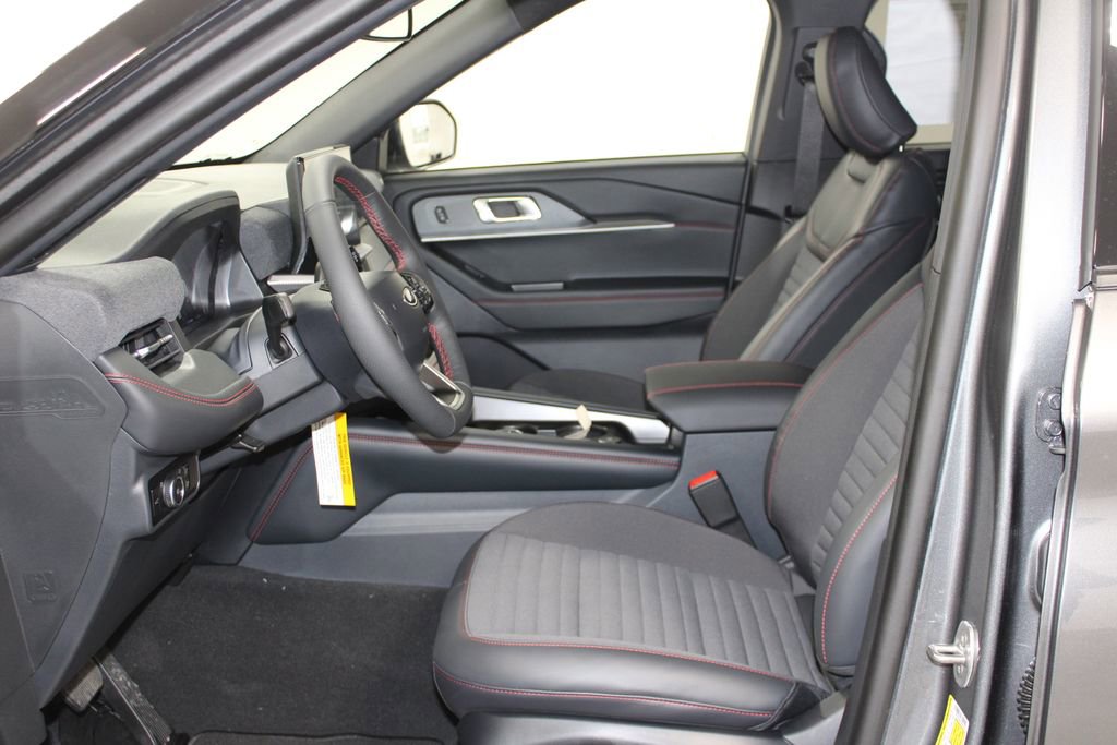 New 2026 Ford Explorer ST-Line w/ ST-Line Street Pack image 21