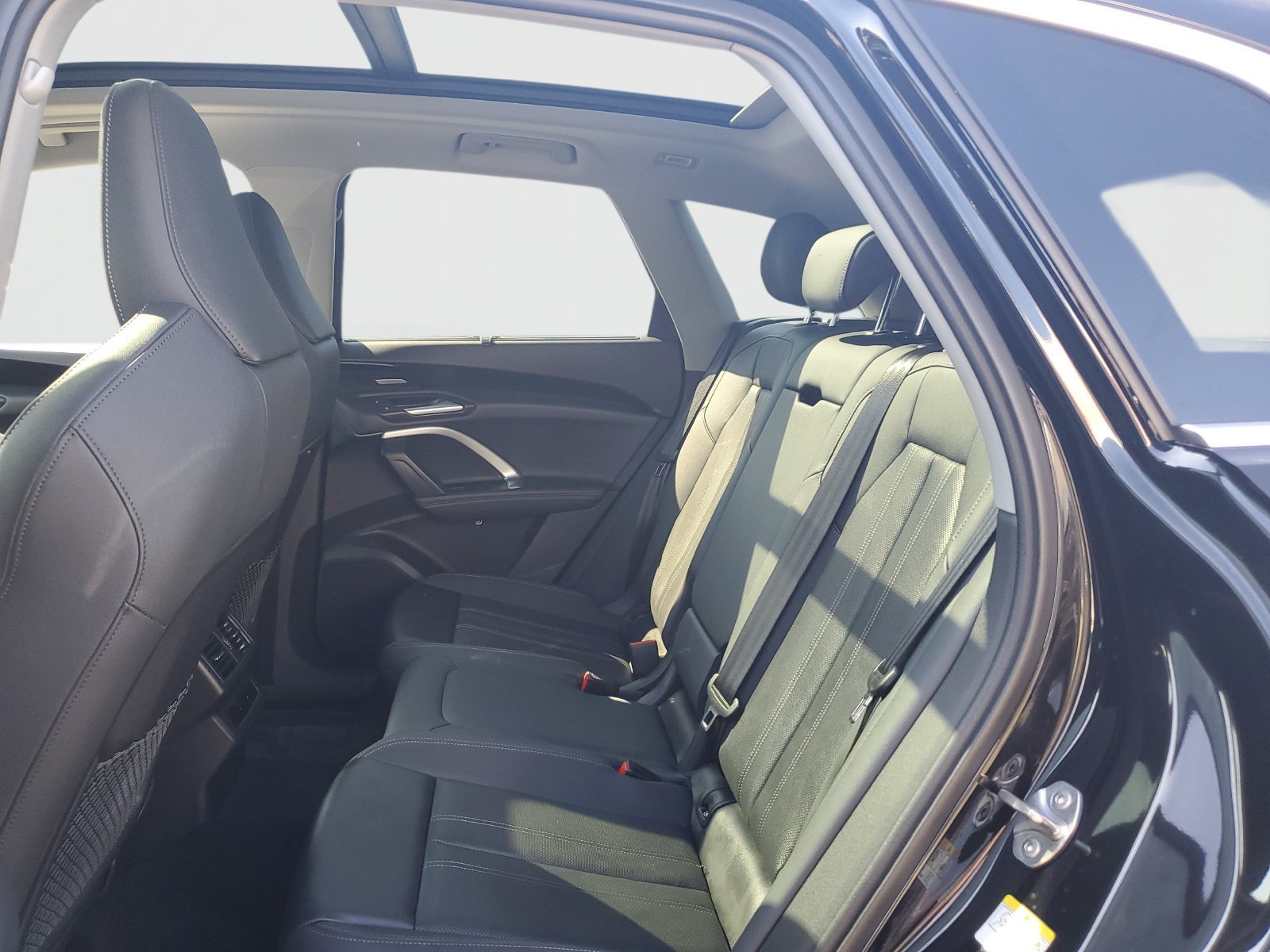 Used 2025 Audi Q5 Premium w/ Premium Plus AWD/4WD image 13