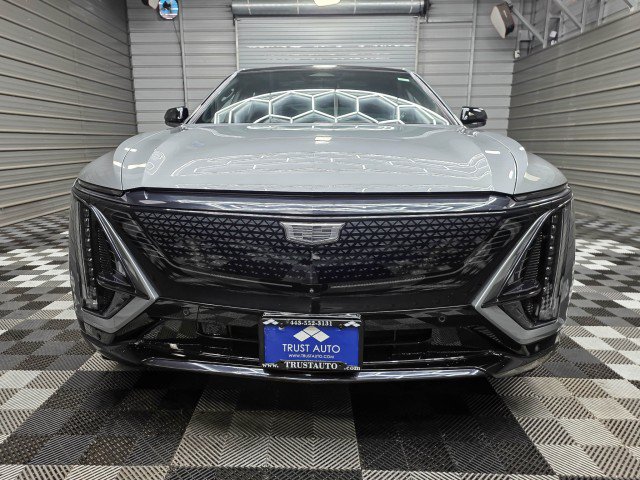 Used 2024 Cadillac Lyriq Sport AWD/4WD image 3