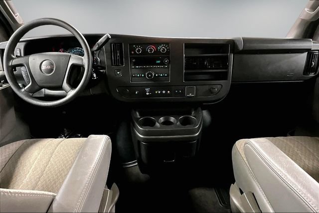 Used 2025 GMC Savana 3500 LT w/ LT Preferred Equipment Group RWD image 7