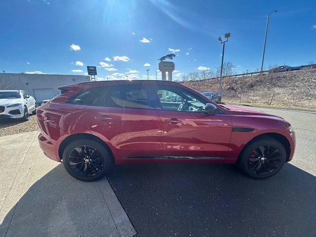 New 2025 Jaguar F-PACE R-Dynamic S image 7