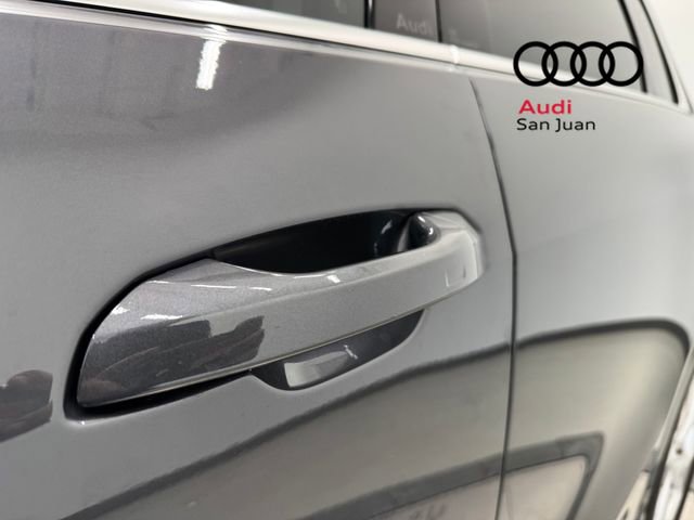 Used 2025 Audi Q5 Premium Plus w/ Premium Plus AWD/4WD image 8