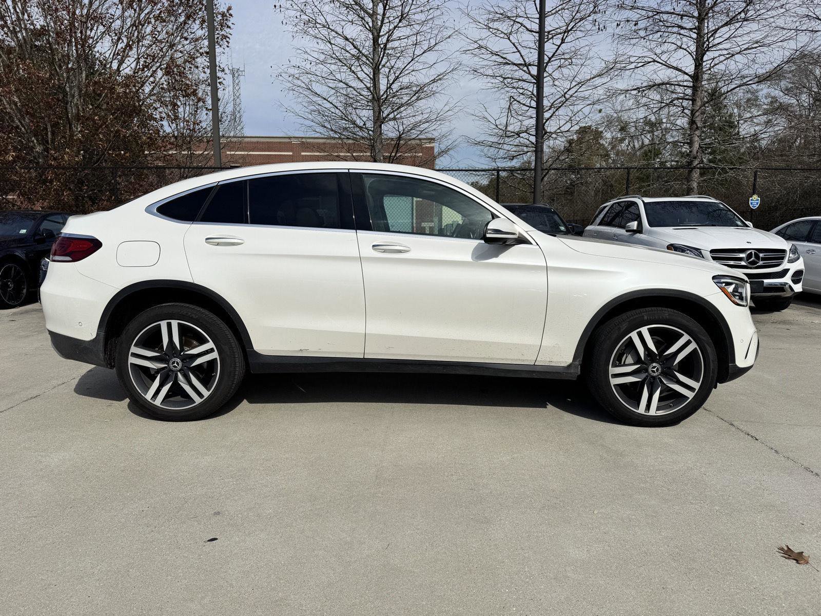 Used 2020 Mercedes-Benz GLC 300 4MATIC Coupe image 25