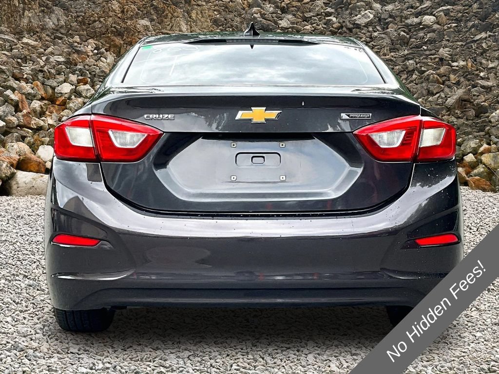 Used 2017 Chevrolet Cruze Premier FWD image 4