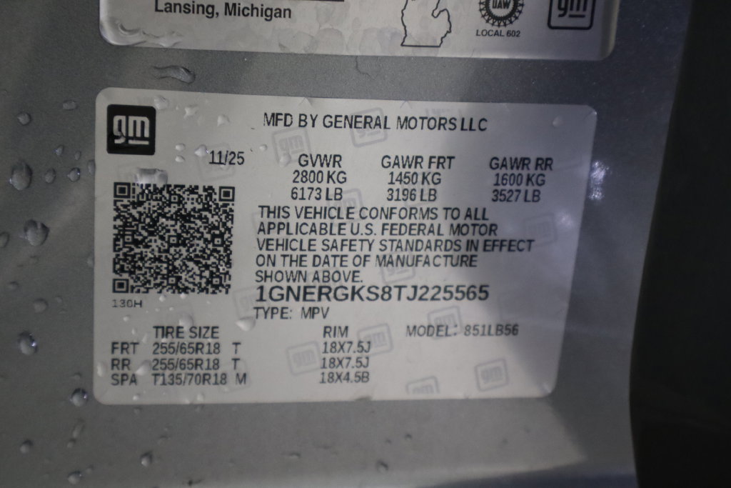 Used 2026 Chevrolet Traverse LT w/ Driver Confidence Package FWD image 39