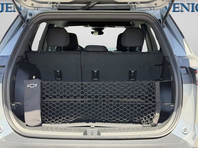 New 2026 Chevrolet Equinox LT w/ Safety and Technology Package image 11