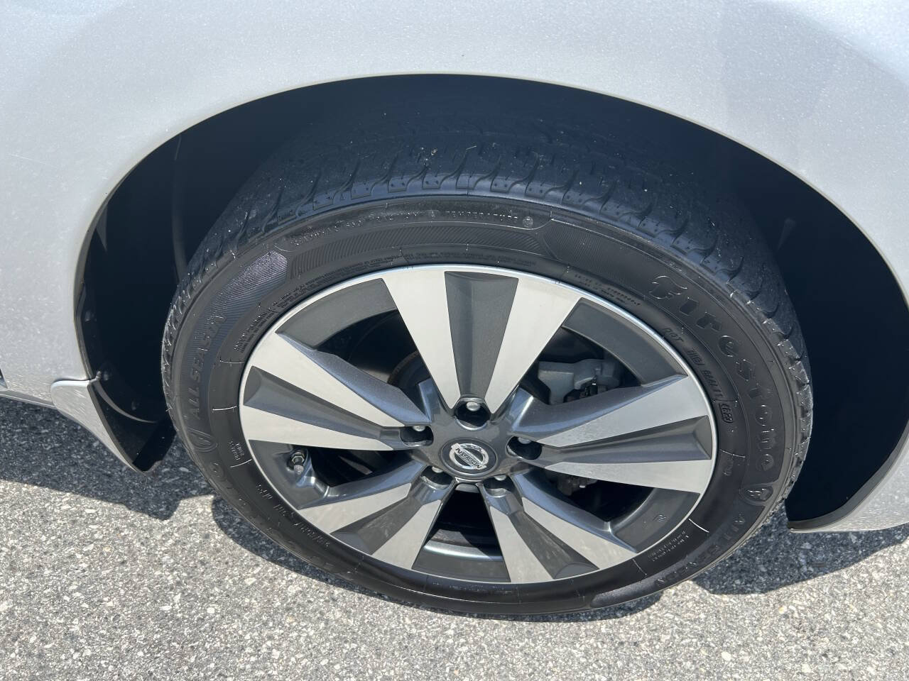 Used 2016 Nissan Leaf SV w/ Premium Package FWD image 15
