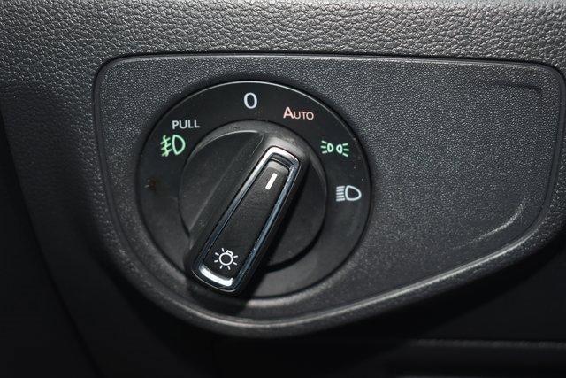 Used 2019 Volkswagen Atlas SEL image 17