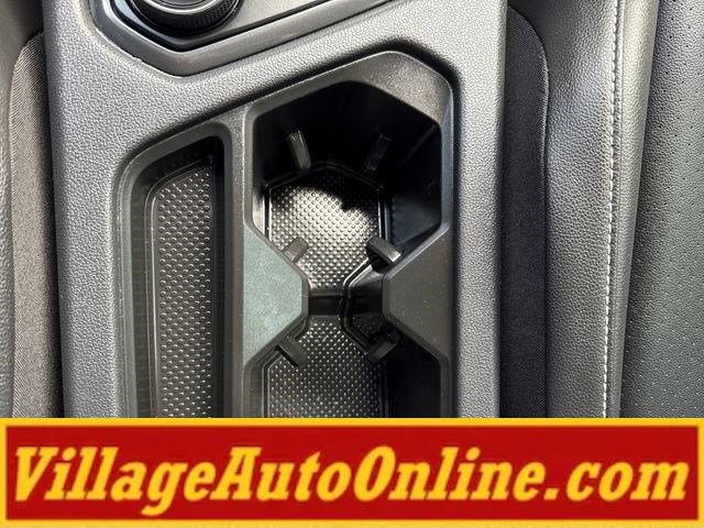 Used 2022 Volkswagen Tiguan SE w/ Panoramic Sunroof Package AWD/4WD image 29