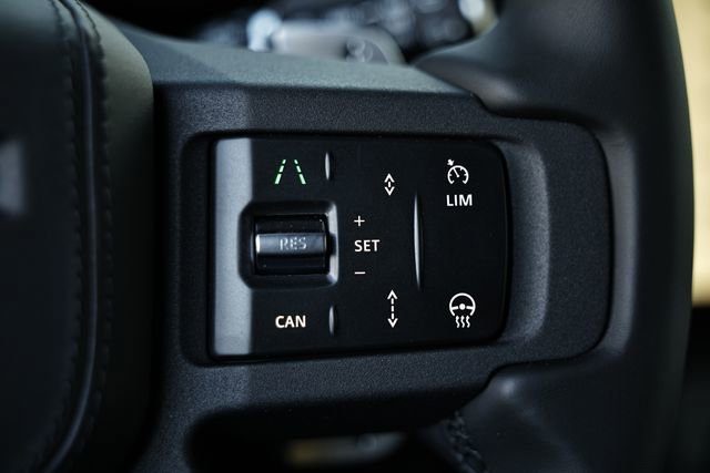 New 2026 Land Rover Defender 130 V8 AWD/4WD image 42