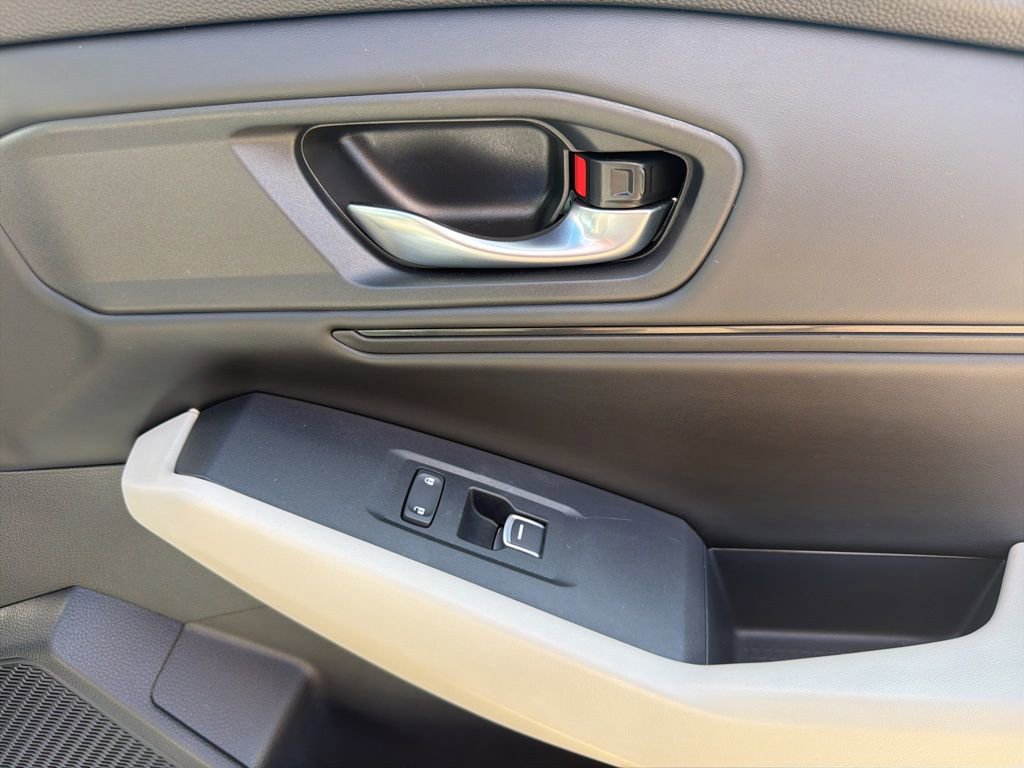 Used 2024 Honda Accord EX image 30