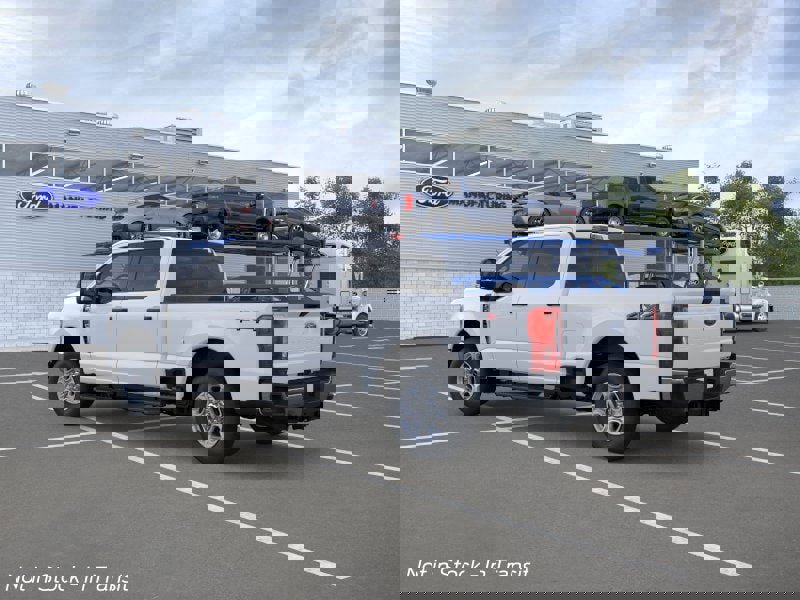 New 2026 Ford F350 4x4 Crew Cab Super Duty image 4