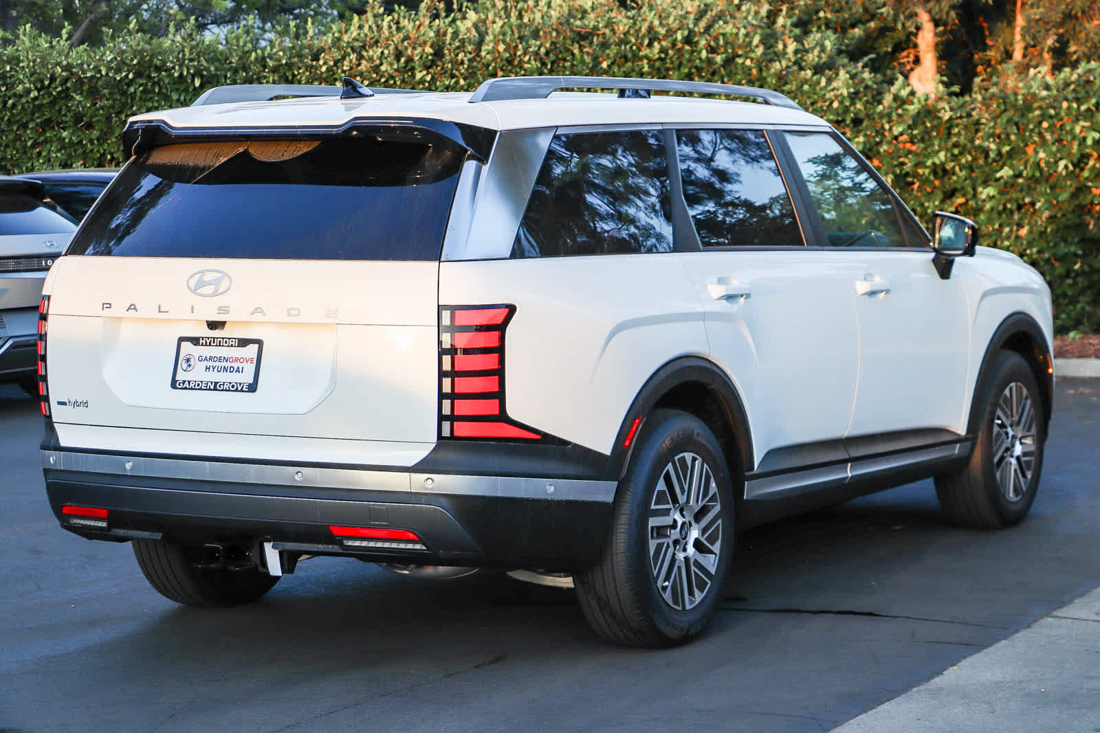 New 2027 Hyundai Palisade SEL Premium w/ Tow & Go Package FWD image 6