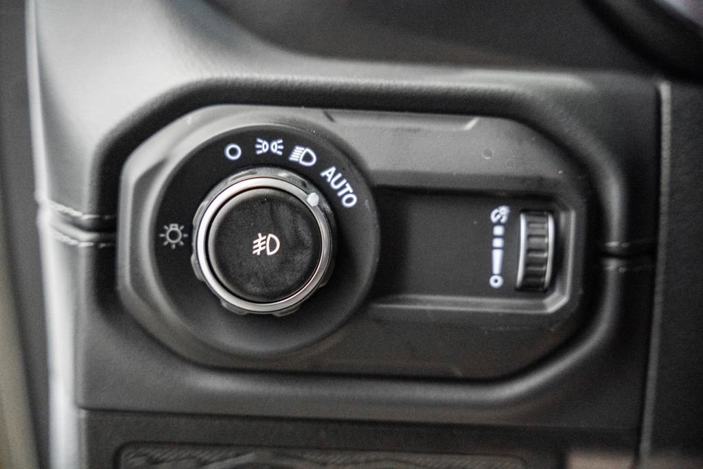 New 2026 Jeep Wrangler Sahara image 39