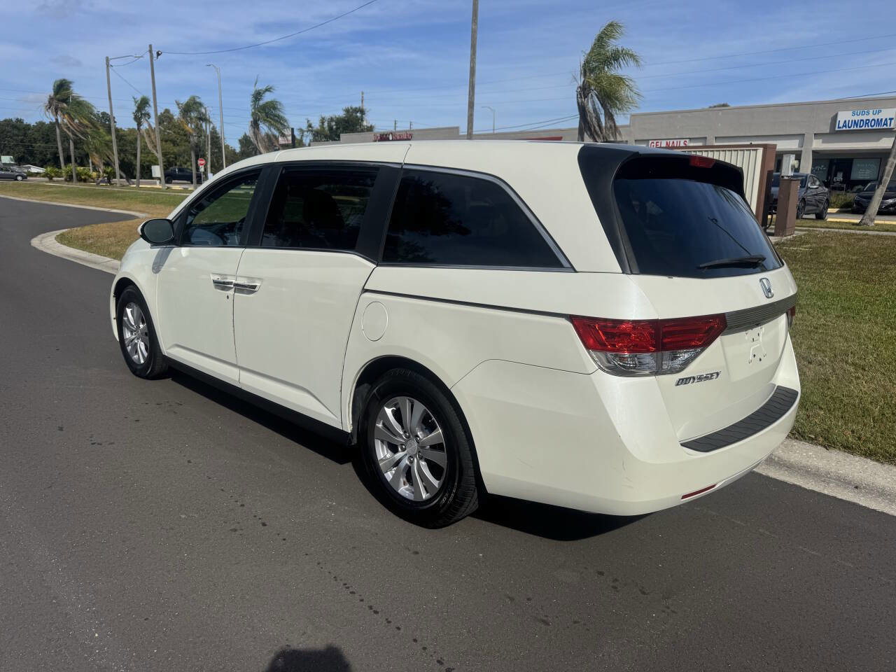 Used 2016 Honda Odyssey EX-L image 3