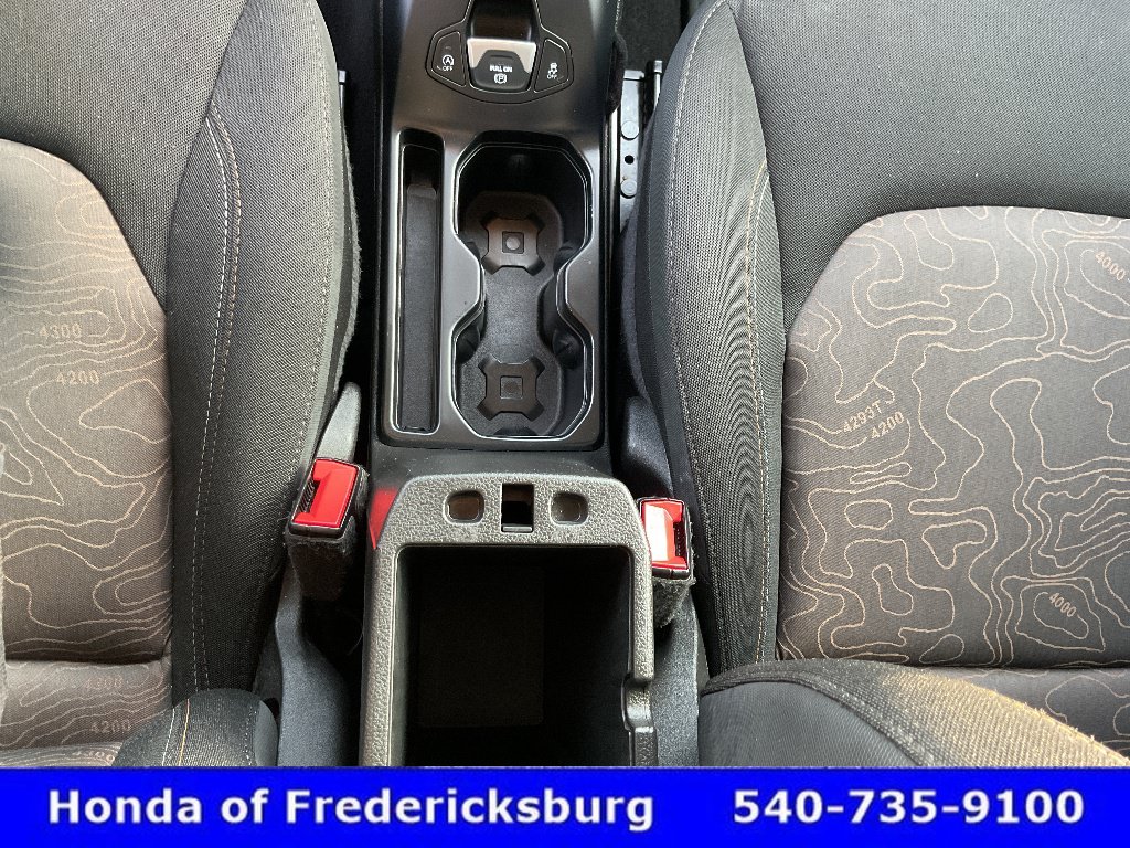 Used 2023 Jeep Renegade Latitude AWD/4WD image 37