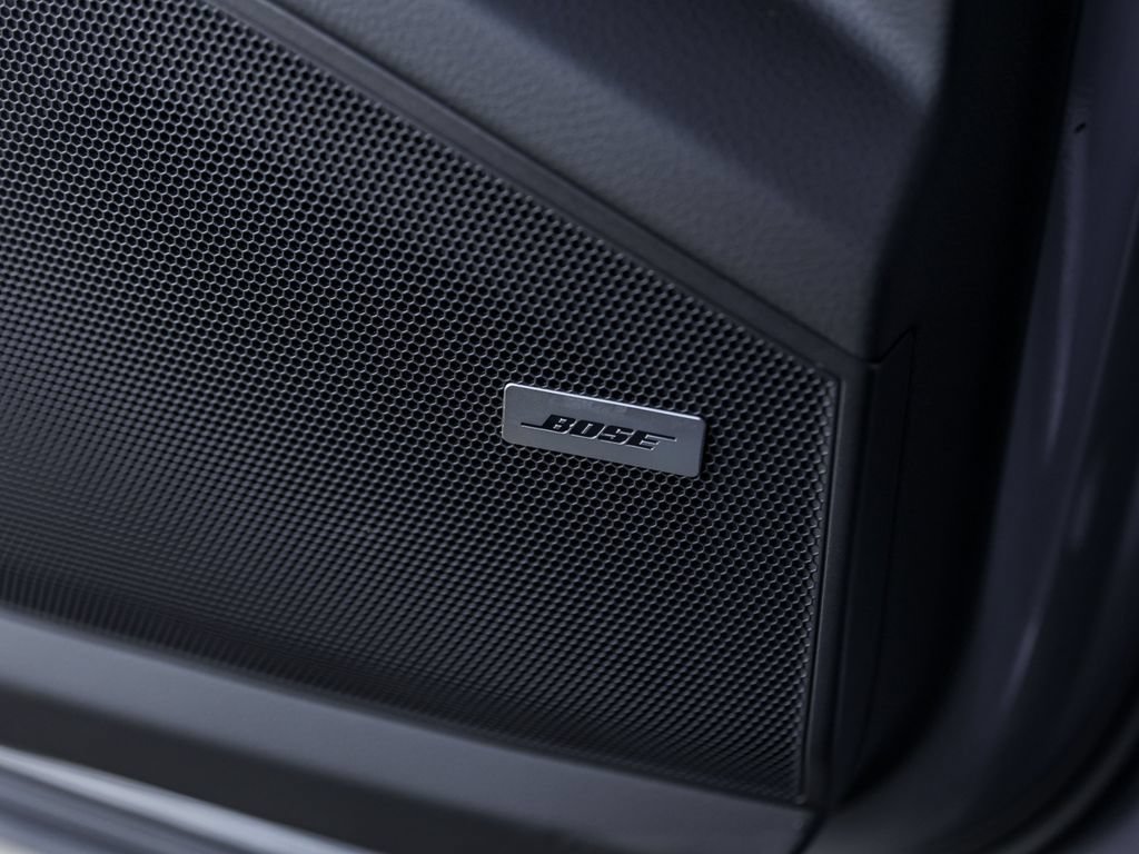 Certified 2026 Porsche Cayenne AWD/4WD image 28