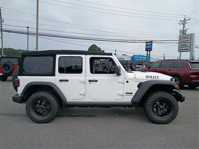 New 2025 Jeep Wrangler Willys image 5