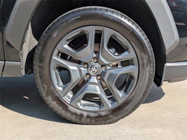 Used 2024 Toyota RAV4 Adventure image 11