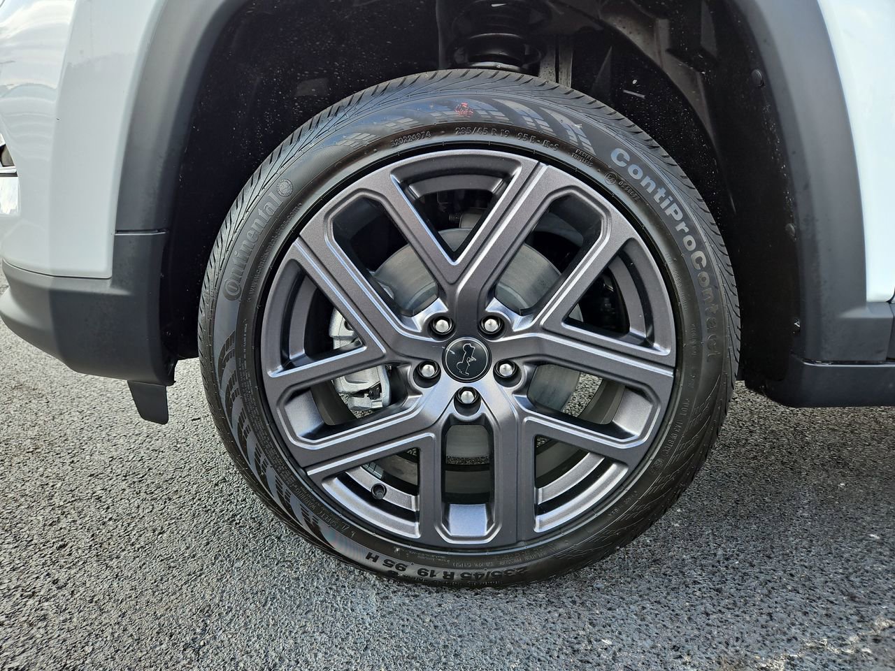 New 2026 Jeep Compass Limited image 9