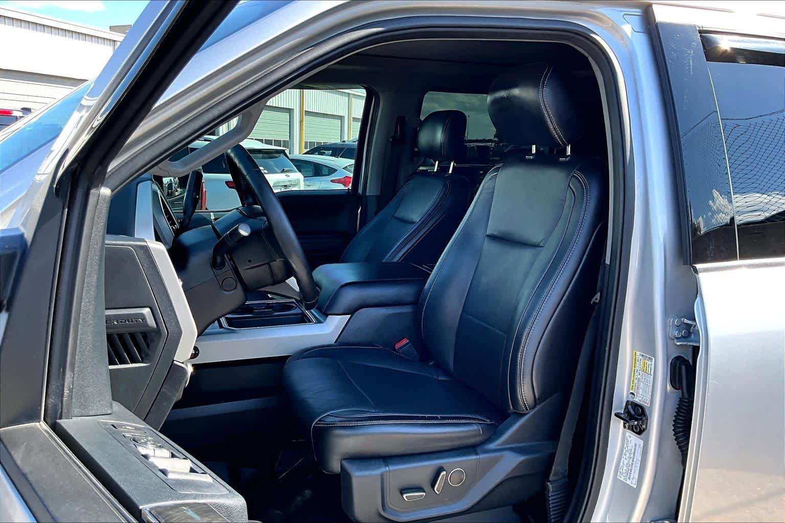 Used 2019 Ford F250 Lariat w/ Lariat Ultimate Package AWD/4WD image 11