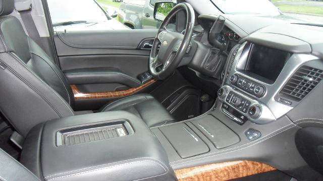 Used 2020 Chevrolet Tahoe Premier AWD/4WD image 17