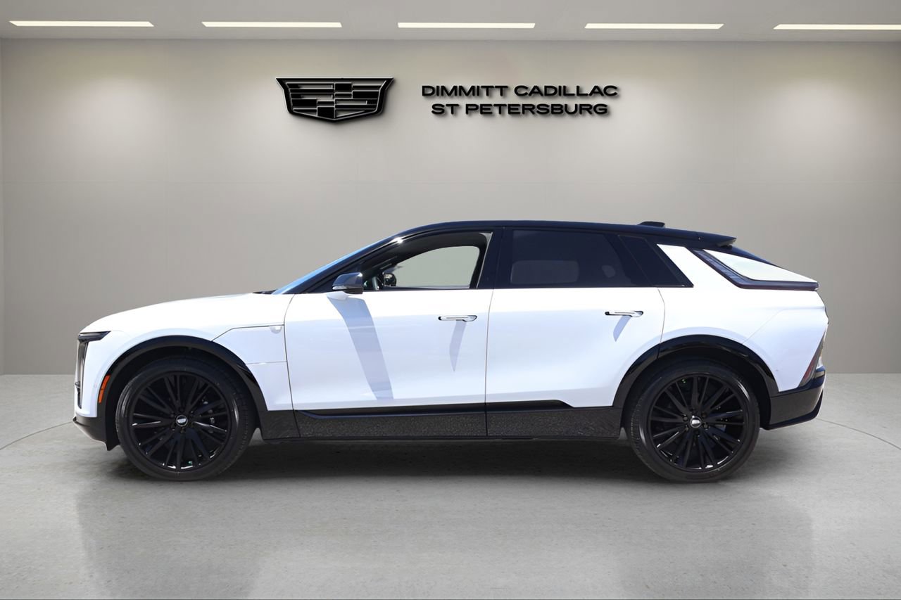New 2026 Cadillac Lyriq Sport AWD/4WD image 2