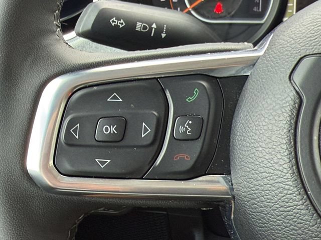 Used 2026 Jeep Wrangler Unlimited Sahara AWD/4WD image 26