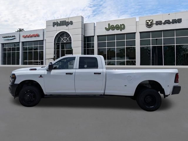 New 2026 RAM 3500 Tradesman AWD/4WD image 7