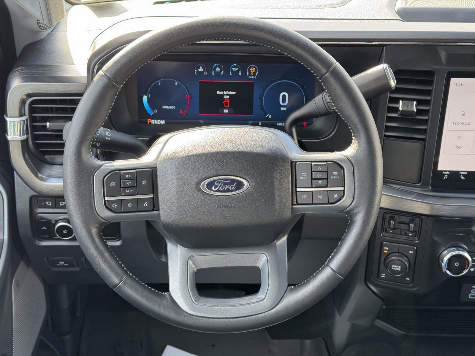 Used 2024 Ford F350 Lariat w/ Sport Appearance Package image 14