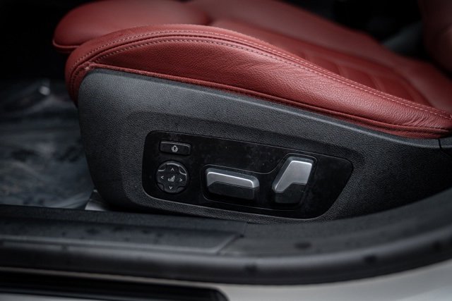 Used 2023 BMW i4 eDrive35 image 41