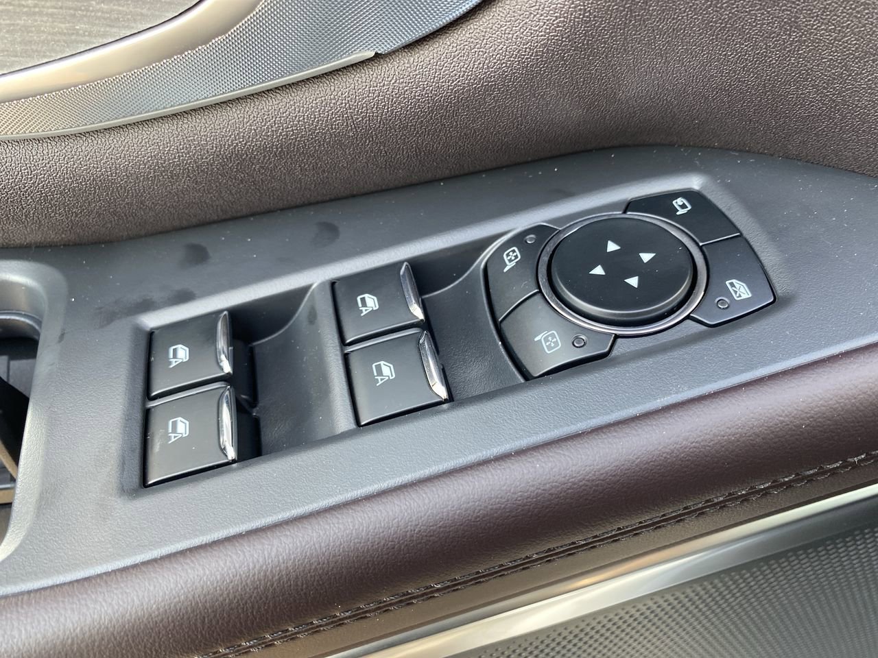 New 2025 Ford Expedition Platinum w/ Platinum Ultimate Package image 12