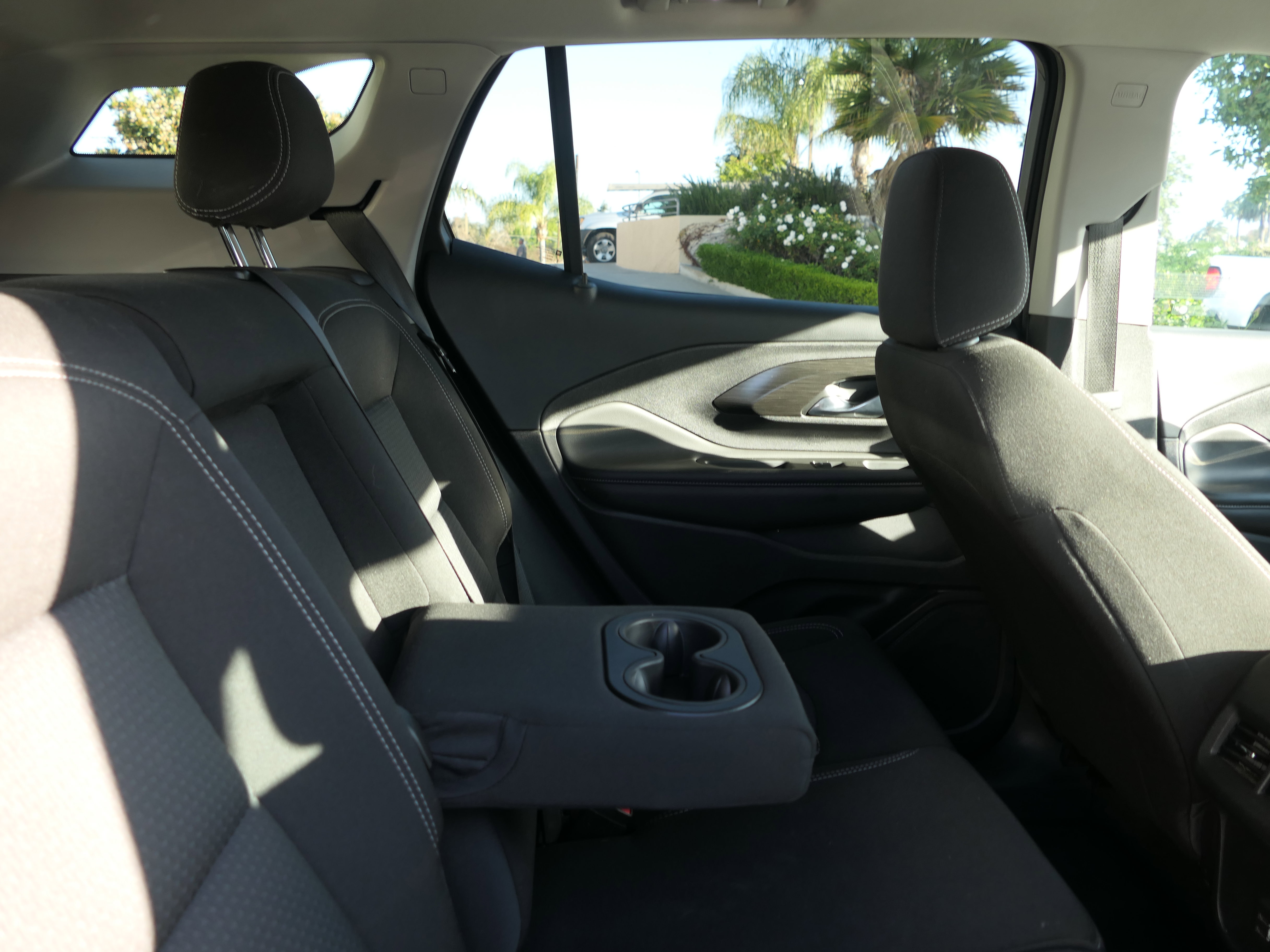 Used 2022 GMC Terrain SLE w/ Driver Convenience Package image 23