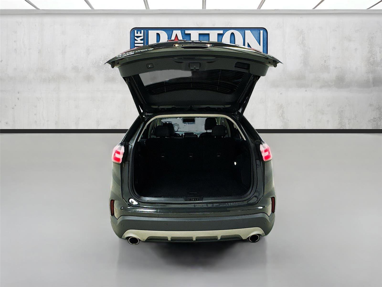 Used 2024 Ford Edge Titanium image 26