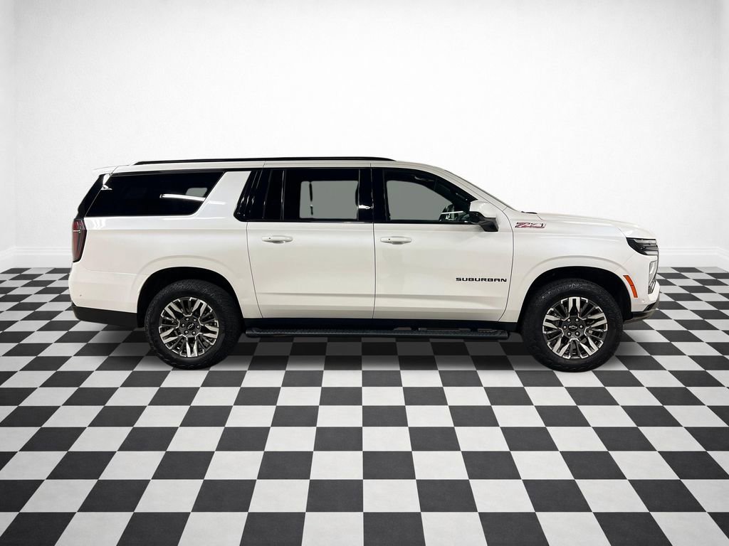Certified 2025 Chevrolet Suburban Z71 AWD/4WD image 12