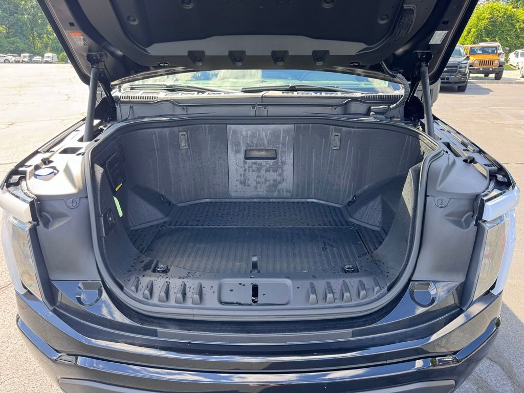 Used 2024 Ford F150 Lightning XLT AWD/4WD image 36