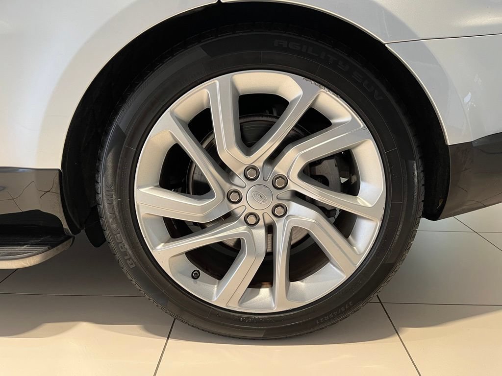 Used 2019 Land Rover Range Rover Sport HSE AWD/4WD image 17