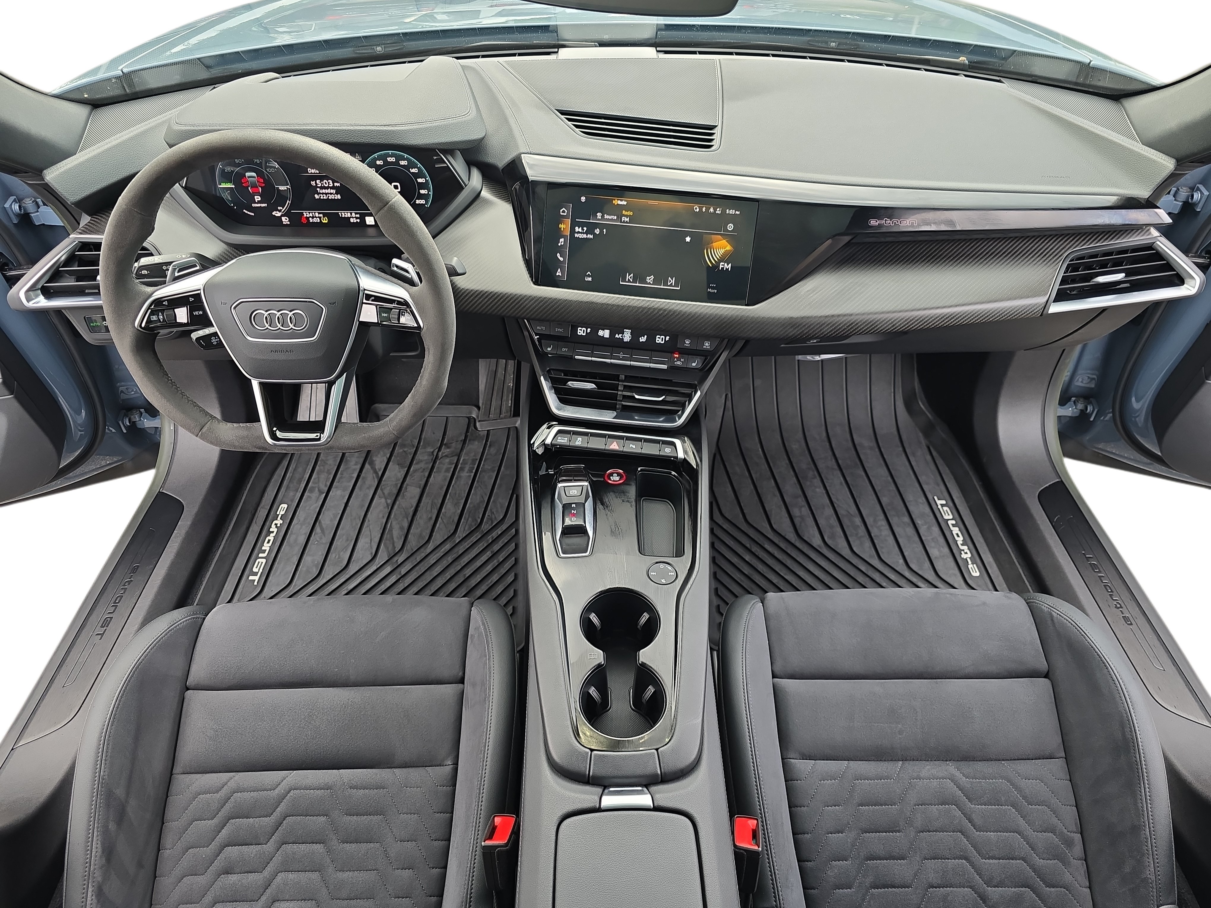 Used 2023 Audi e-tron GT Premium Plus w/ Performance Package AWD/4WD image 9