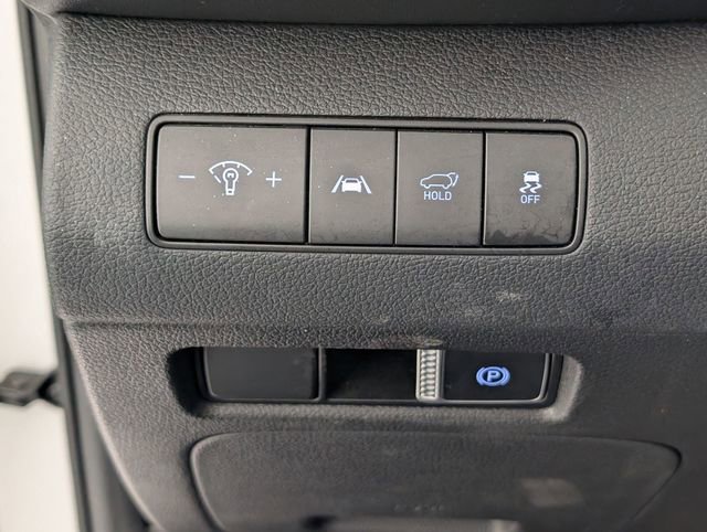 Used 2023 Hyundai Santa Fe SEL image 14