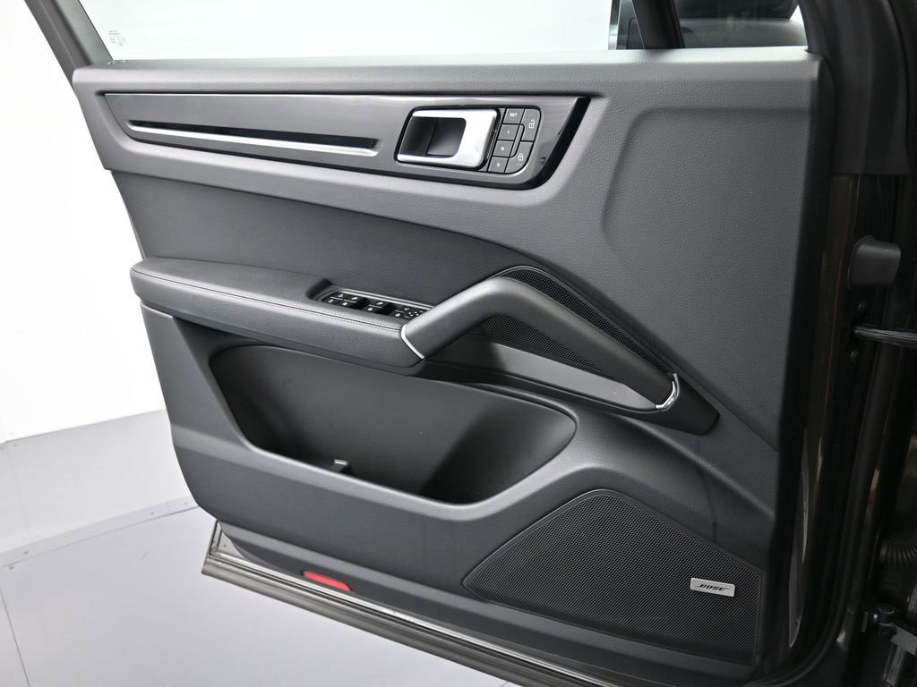 Used 2019 Porsche Cayenne image 21