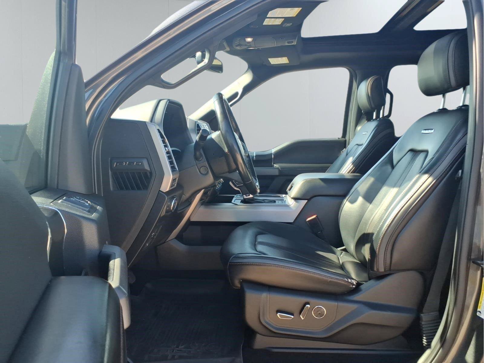Used 2019 Ford F150 Platinum w/ Equipment Group 701A Luxury AWD/4WD image 17