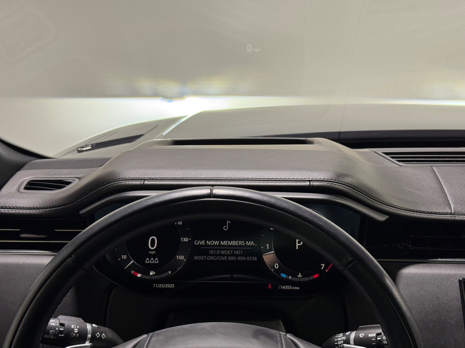 Used 2023 Land Rover Range Rover Sport SE image 27