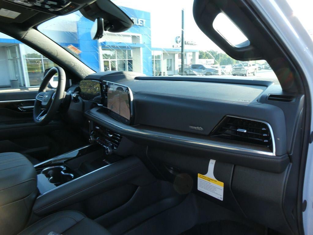 New 2026 Chevrolet Tahoe High Country AWD/4WD image 11