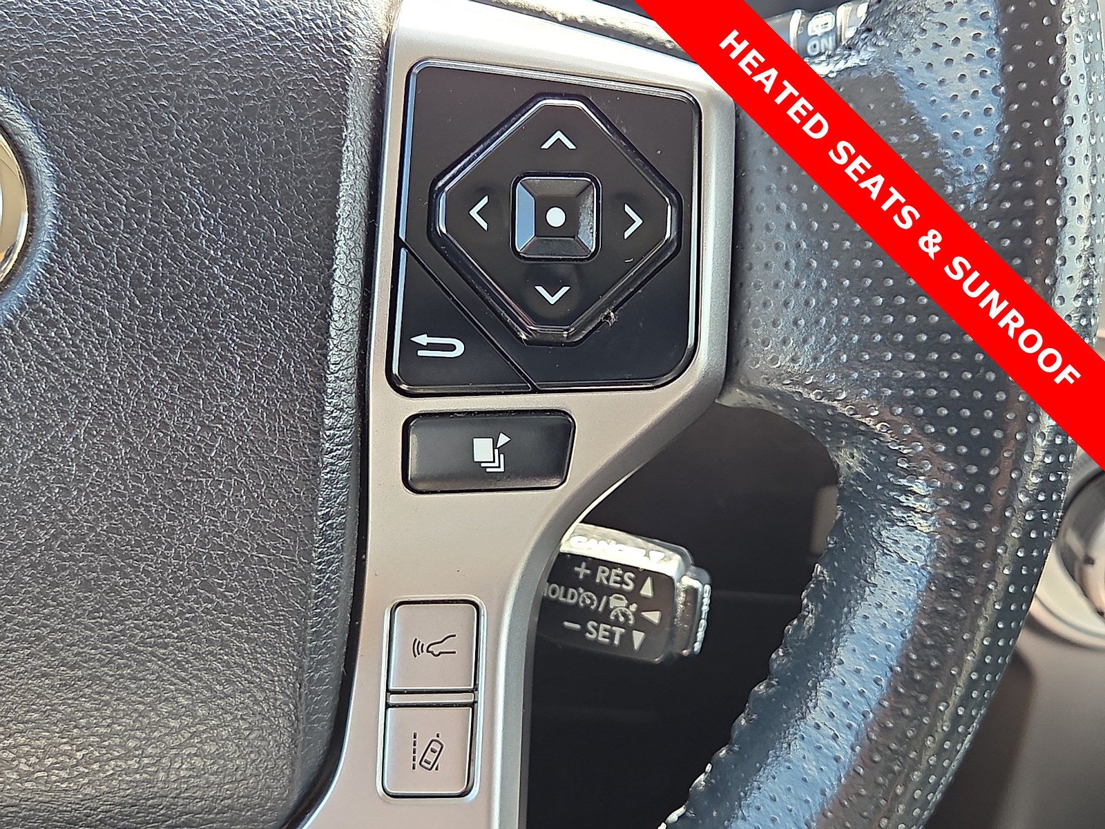 Used 2024 Toyota 4Runner Limited AWD/4WD image 22