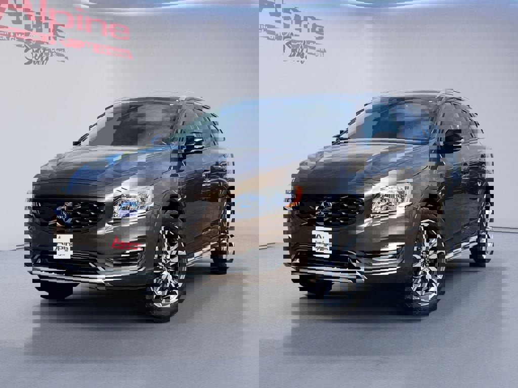 Used 2018 Volvo V60 T5 Cross Country